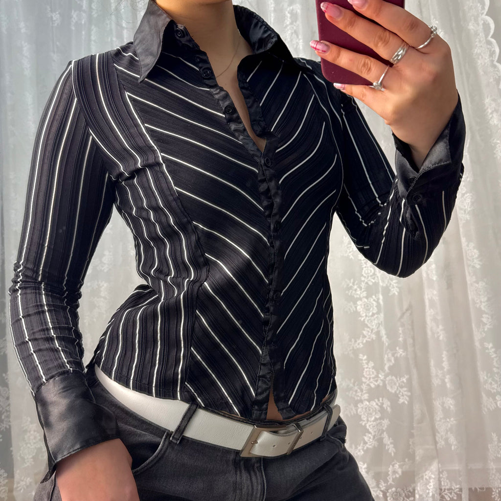 Black and white mesh shirt