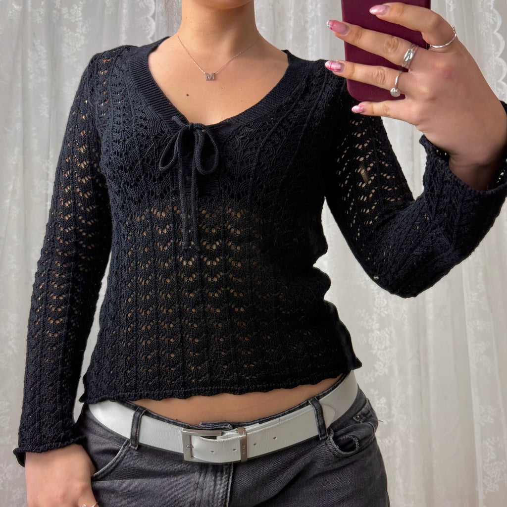 Black crotchet long sleeved sweater