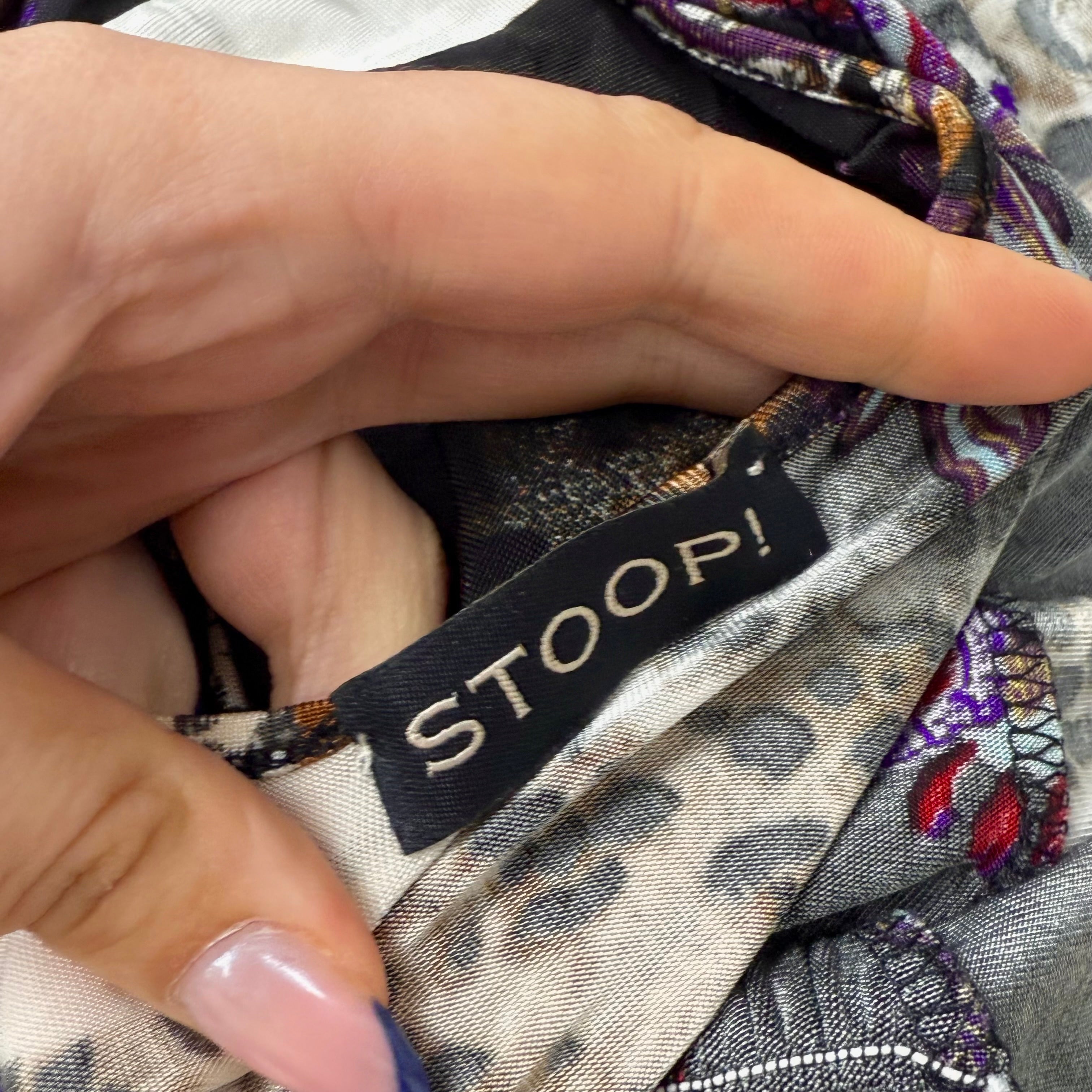 Multicoloured slinky patterned top