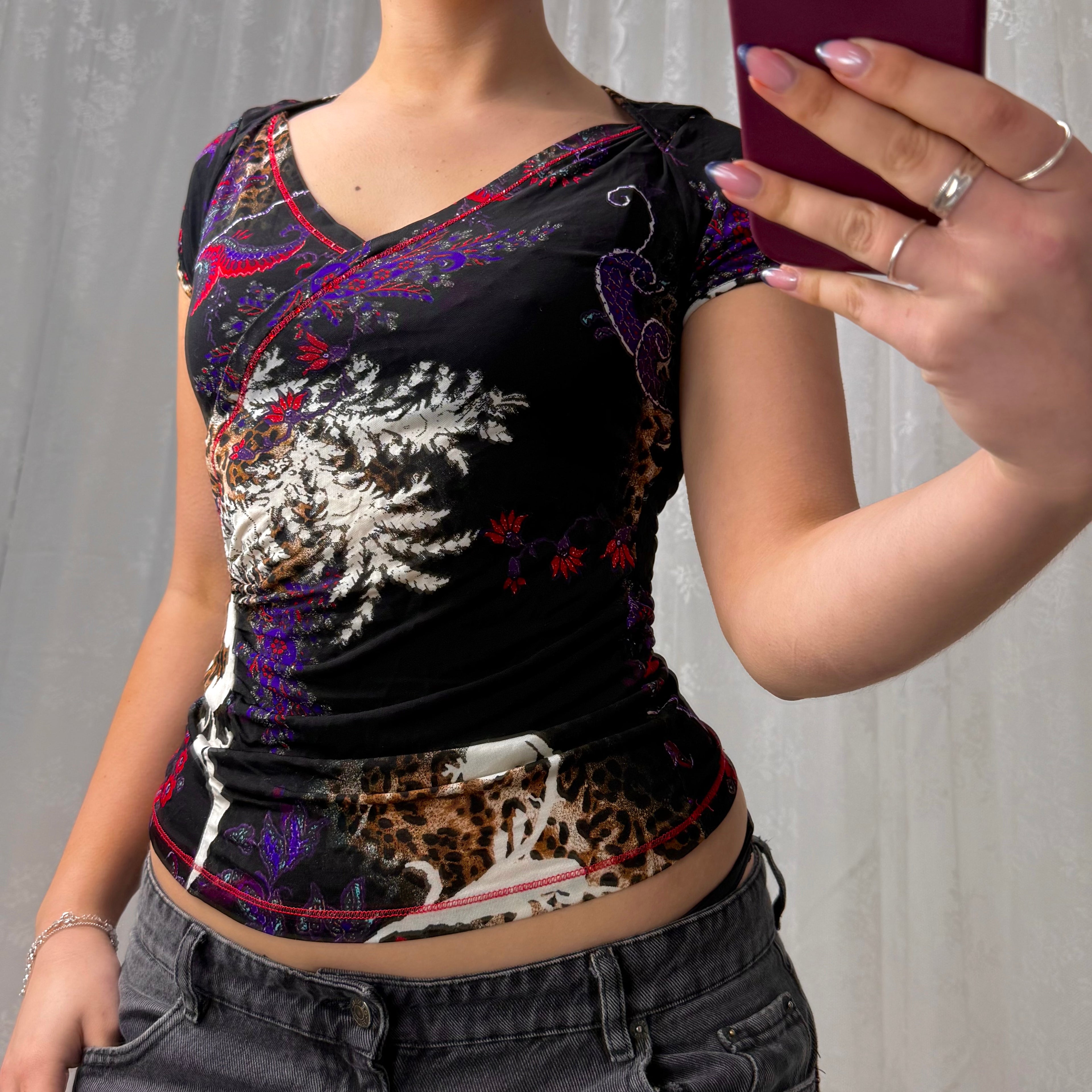 Multicoloured slinky patterned top