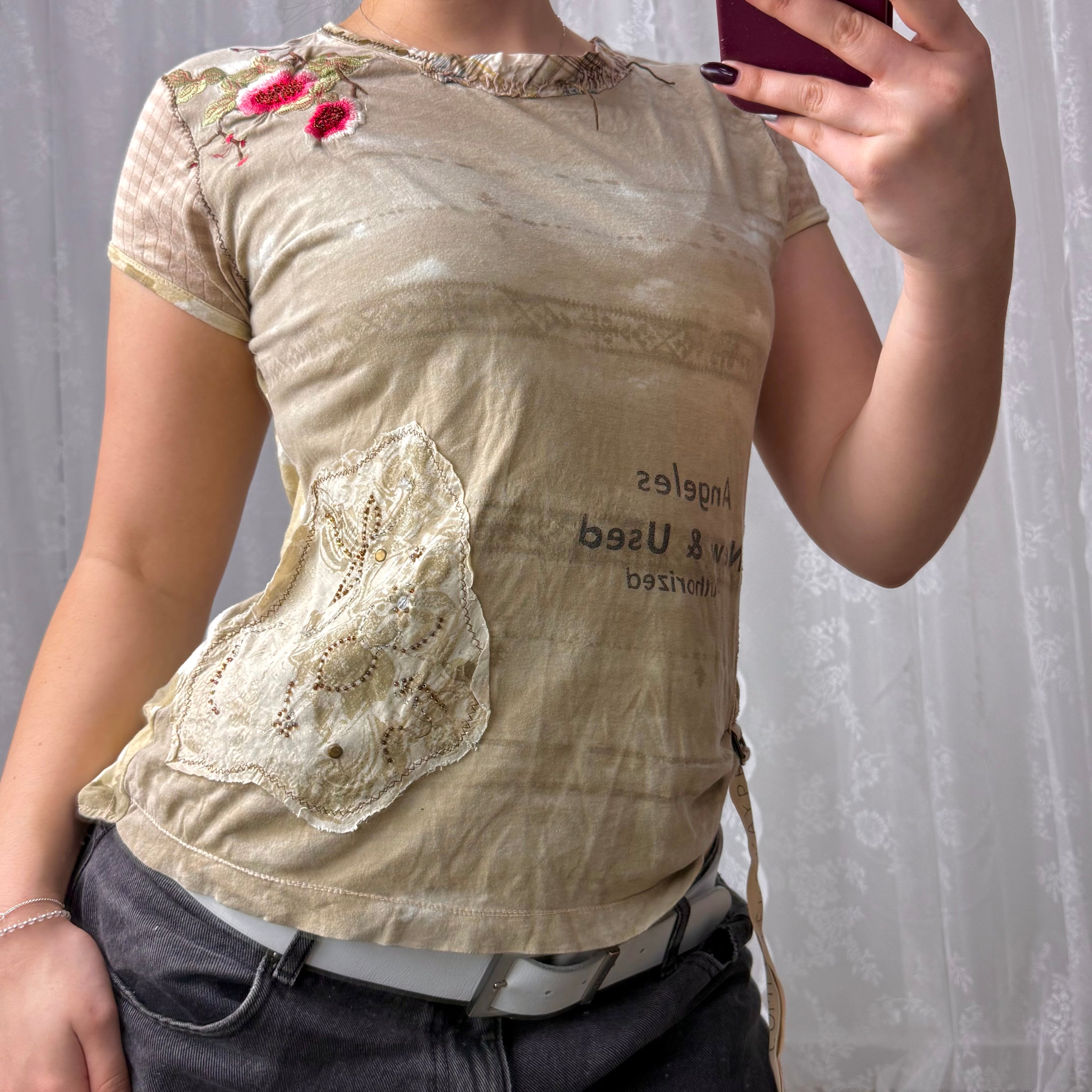 Beige embroided tshirt with ruched detailing