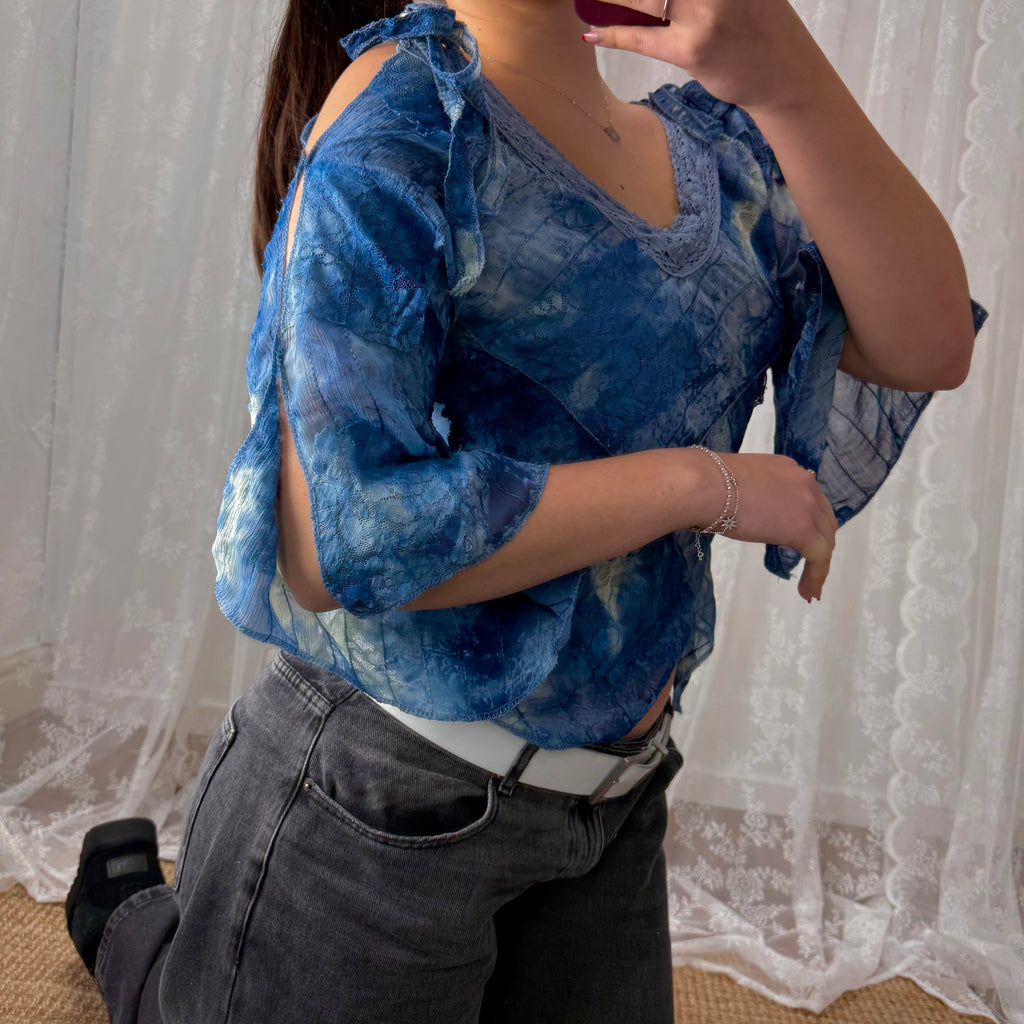 Blue floaty cut out top