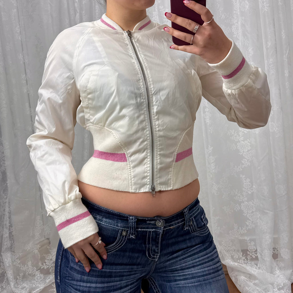 White lightweight detailed bomber jacket