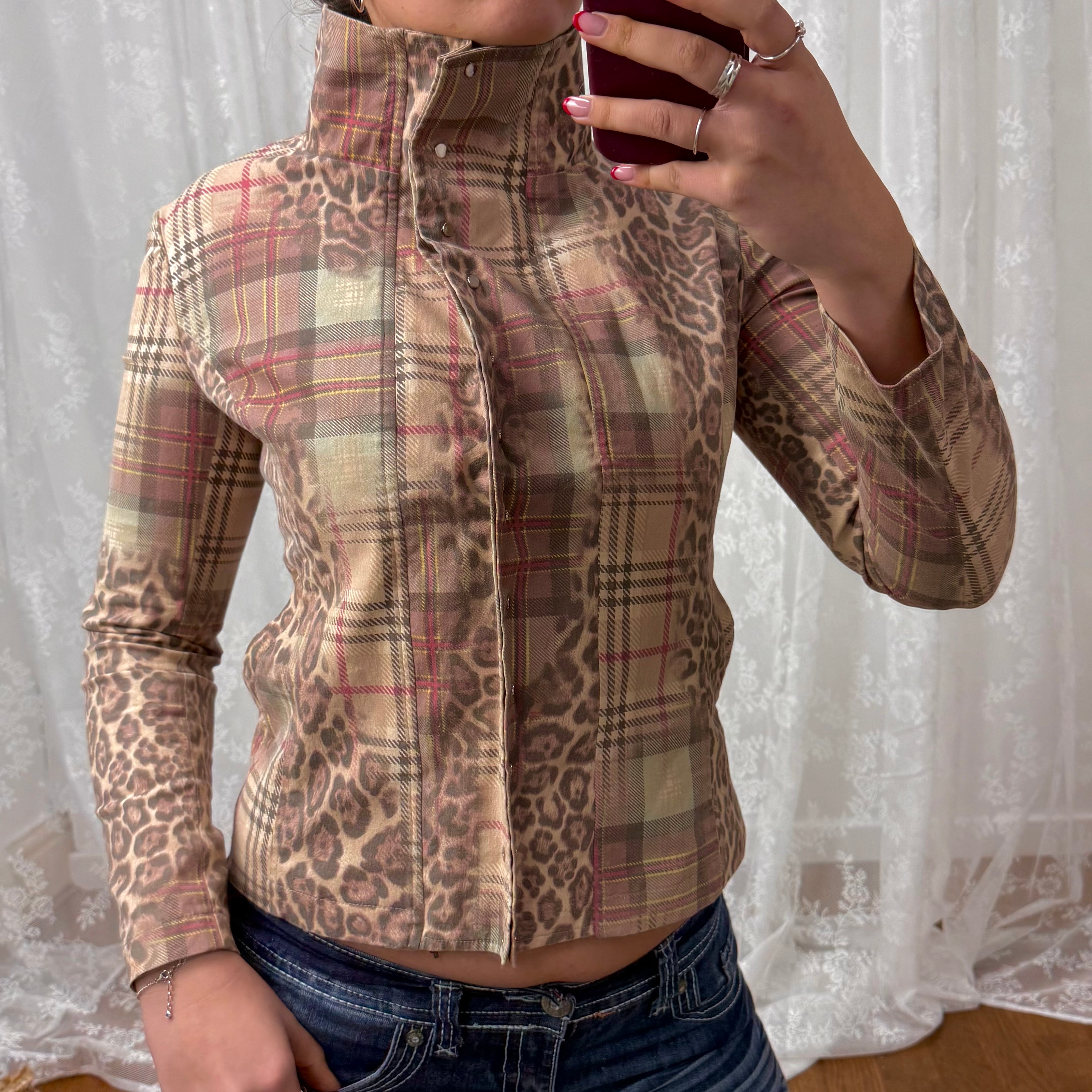 Pink patterned button up jacket