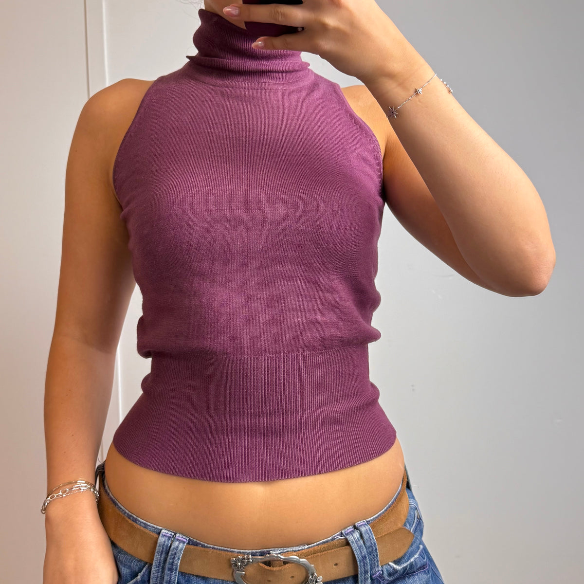 Purple/burgundy sleeveless turtleneck