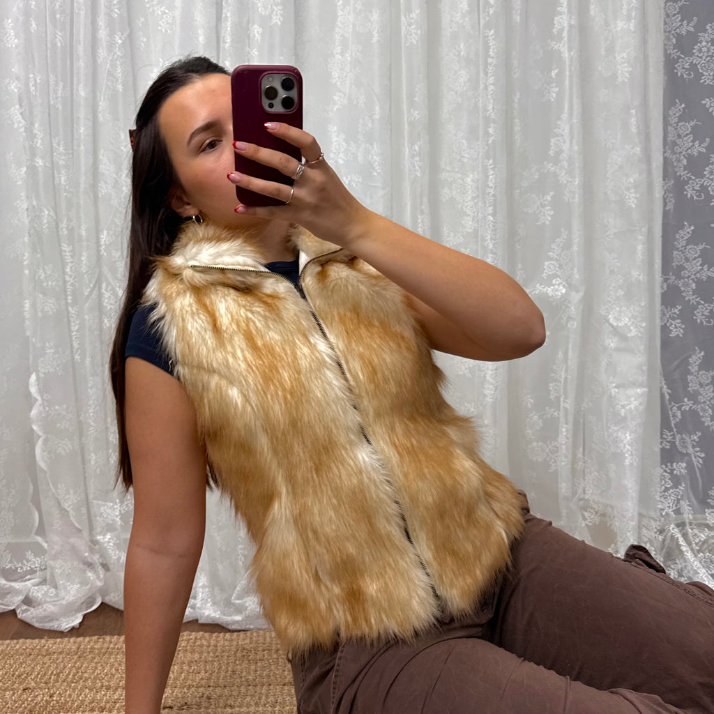 Beige/ginger faux fur gilet