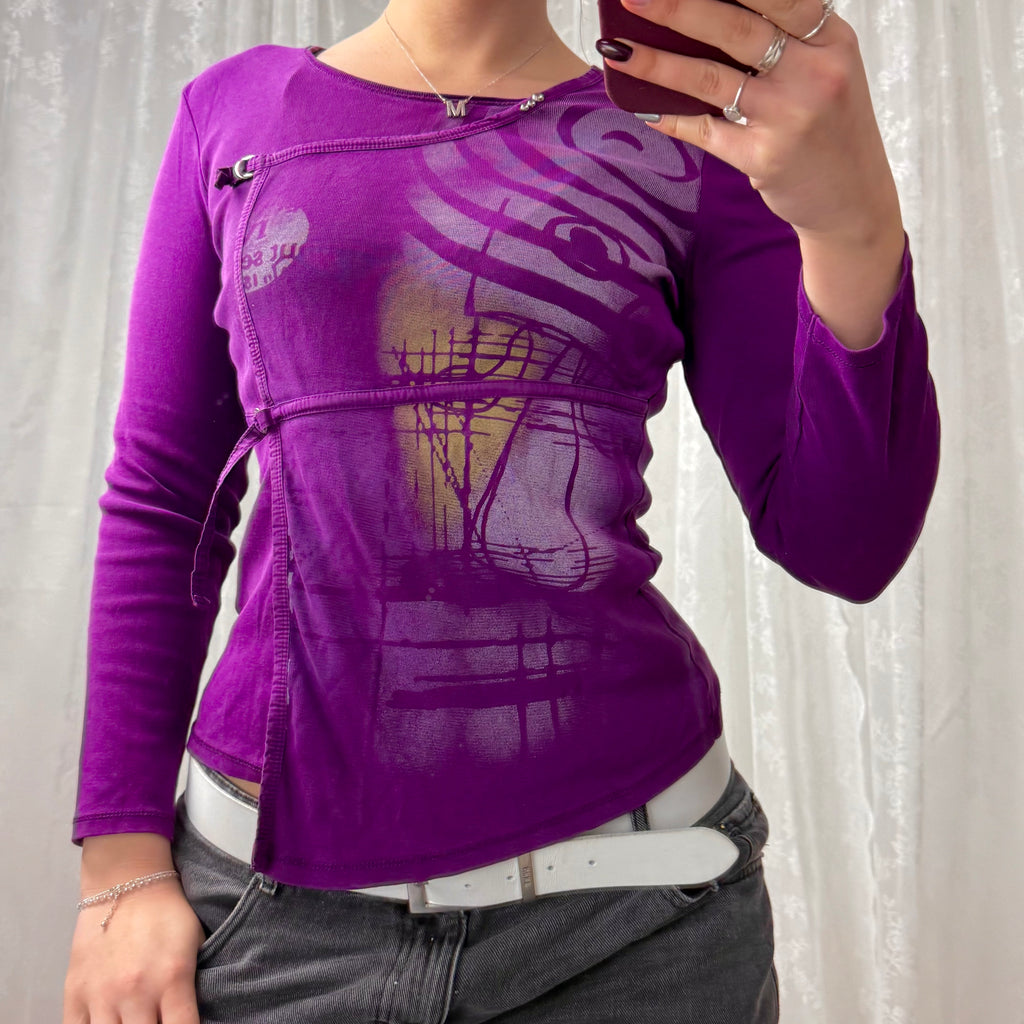 Purple graphic buckle long sleeved top