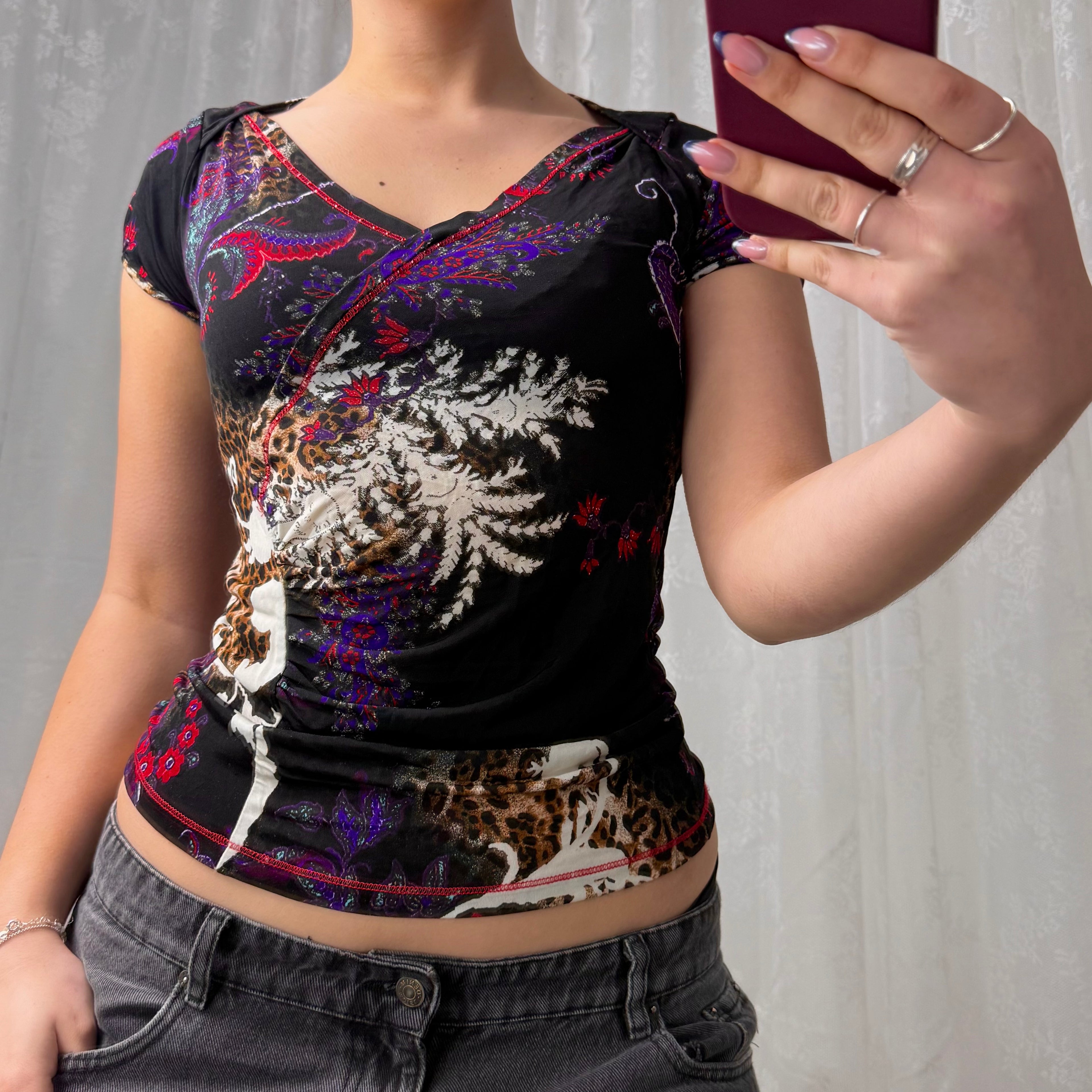 Multicoloured slinky patterned top