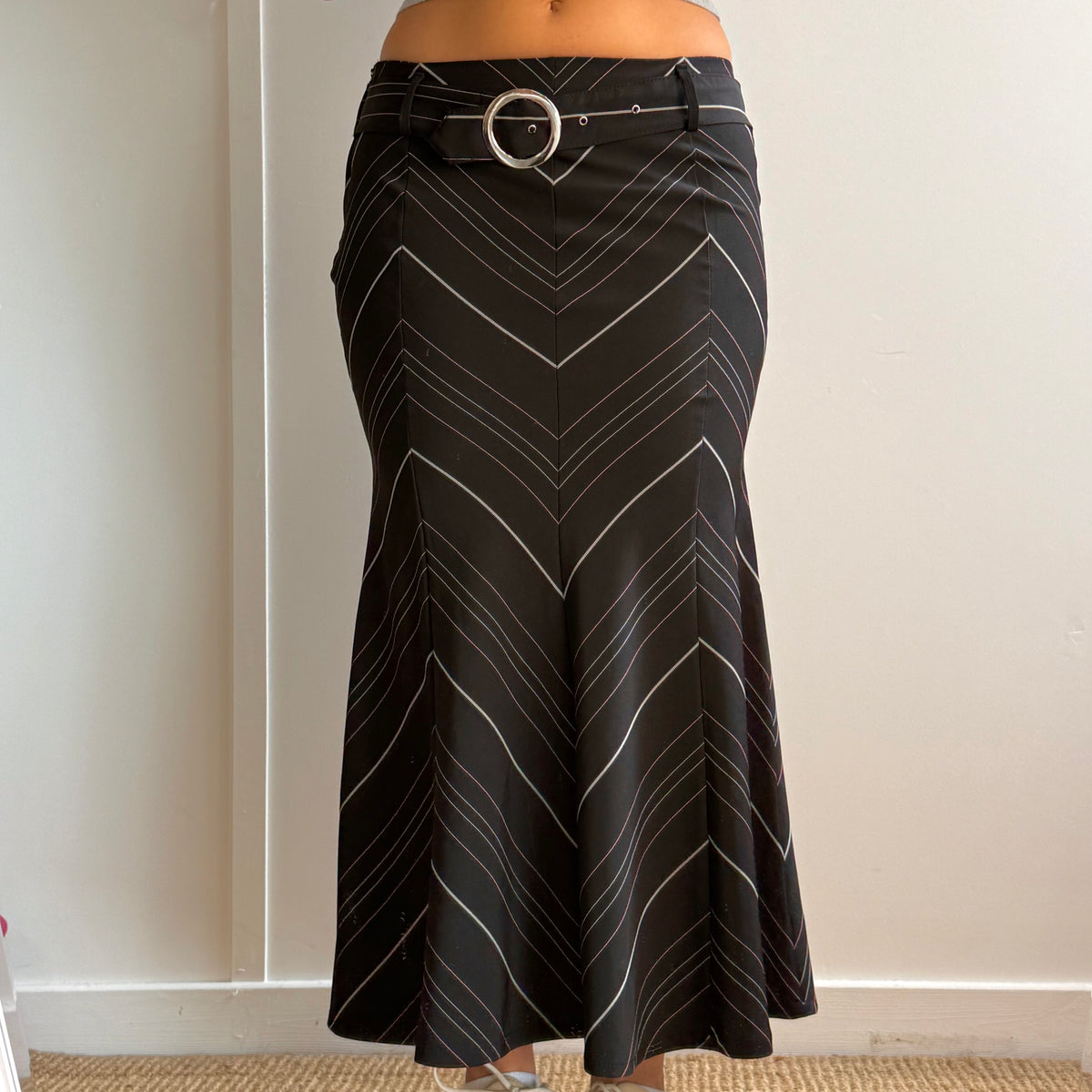 Black detailed buckle maxi skirt with pink detailing