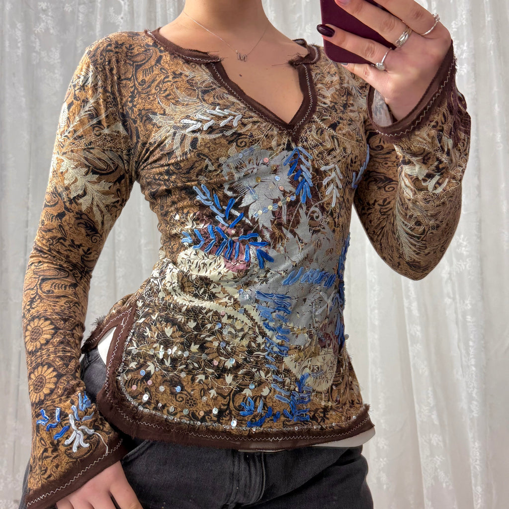 Brown patterned v neck sequin long sleeved top