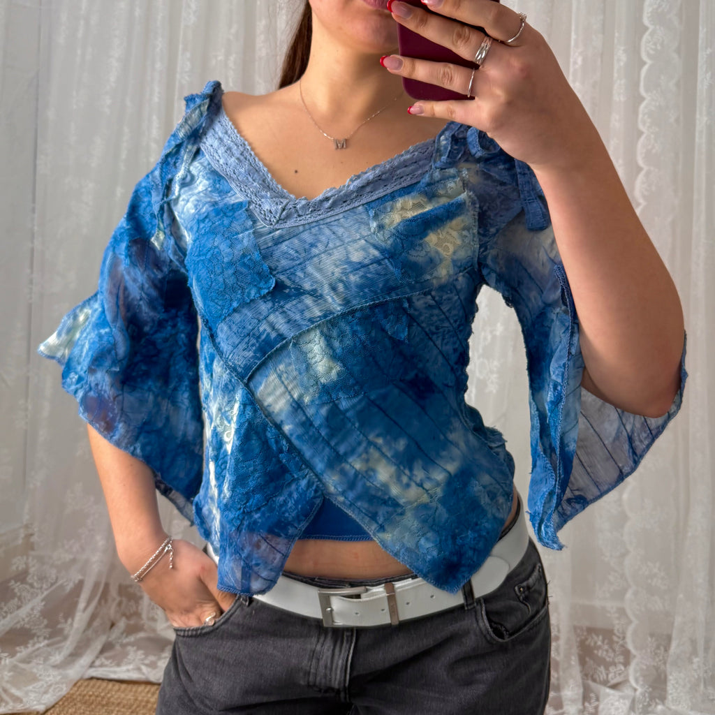 Blue floaty cut out top
