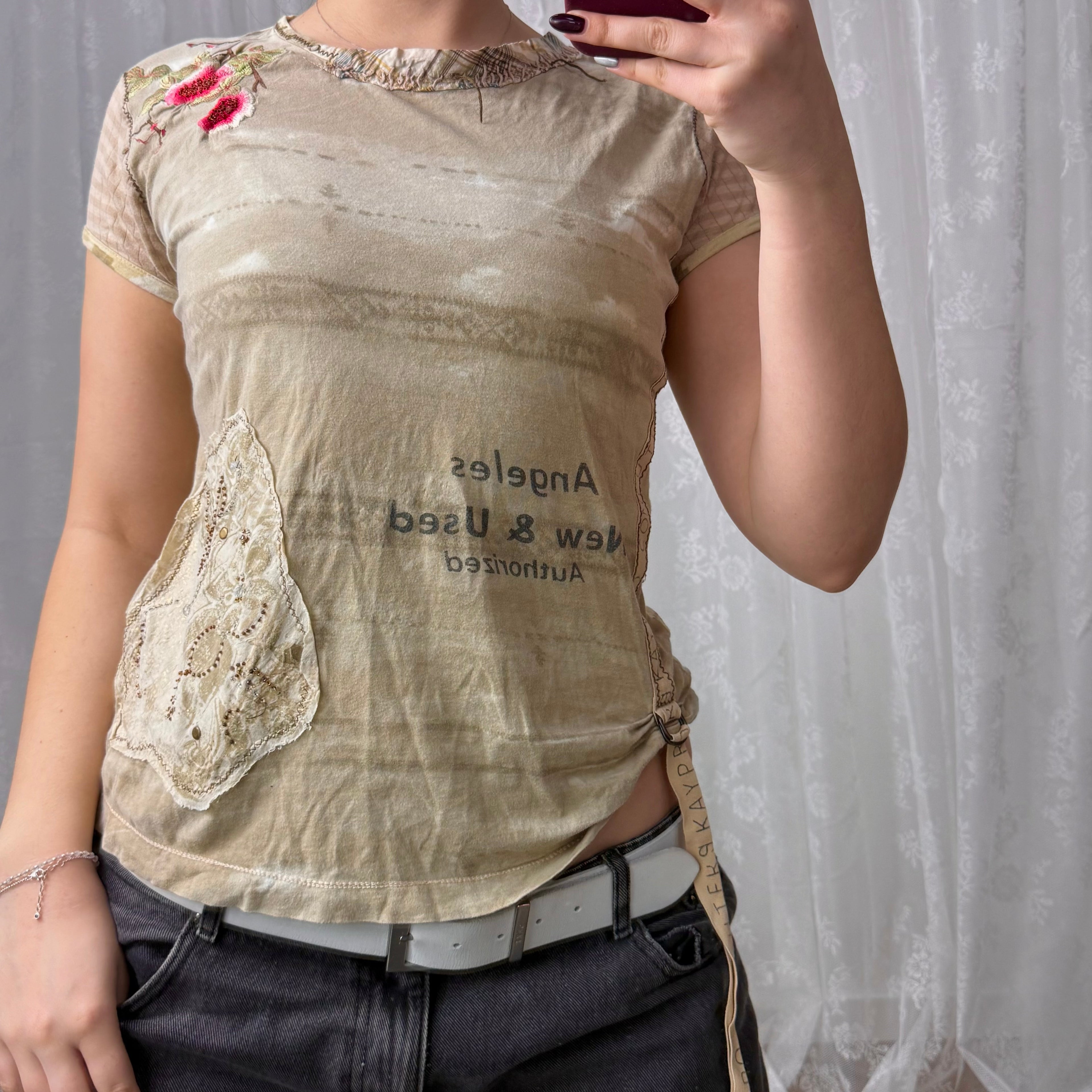 Beige embroided tshirt with ruched detailing