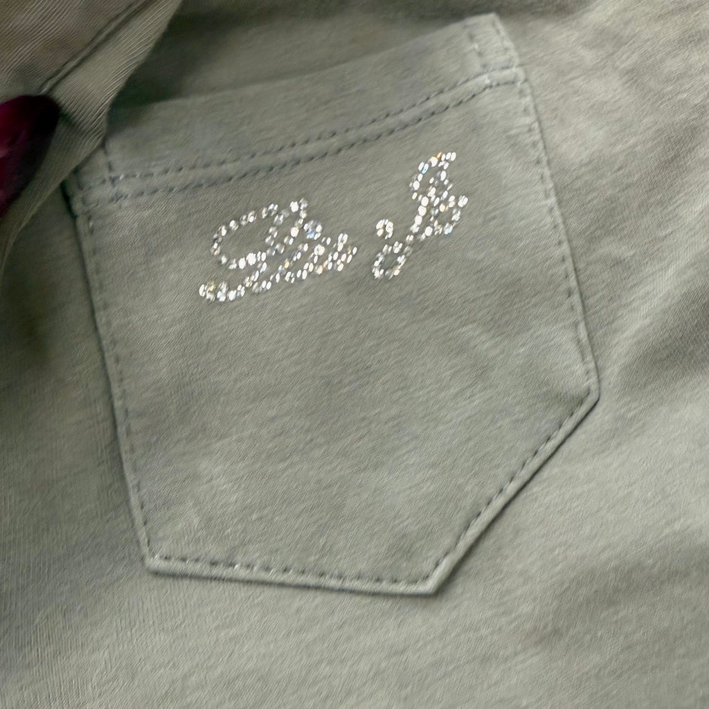 Grey v neck collared long sleeved top