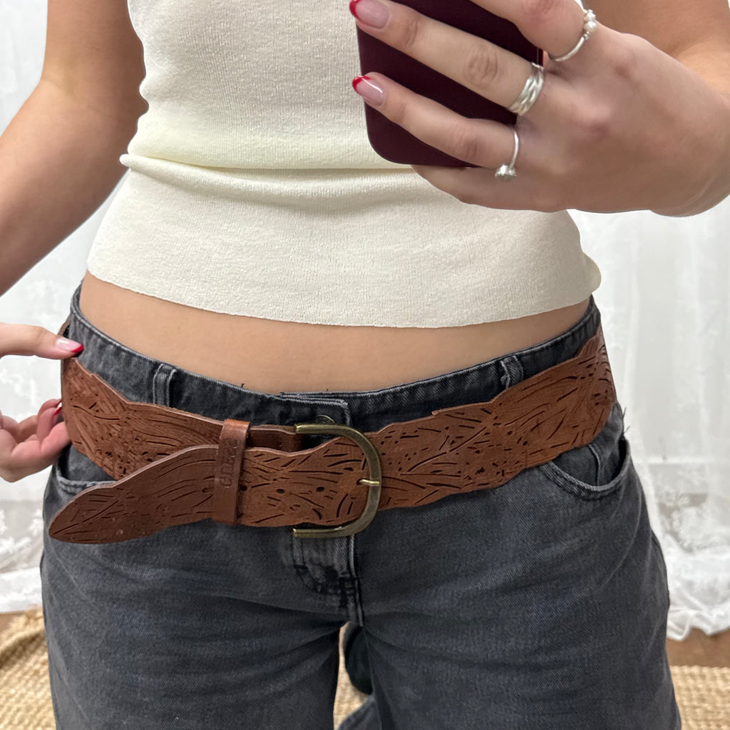 Brown guess belt with elasticated part