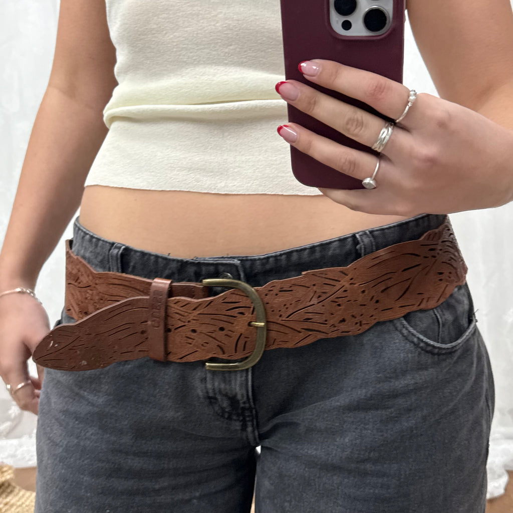 Brown guess belt with elasticated part