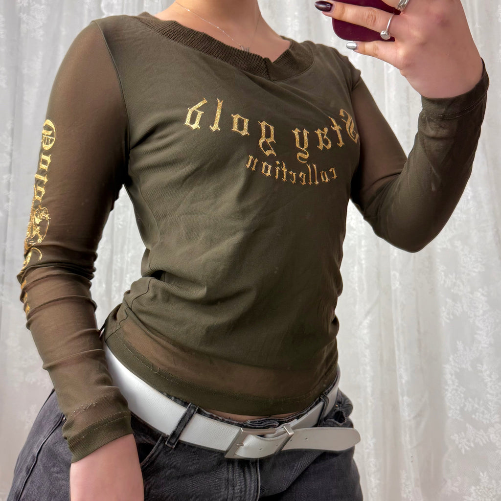 Green v neck long sleeved with gold detailing