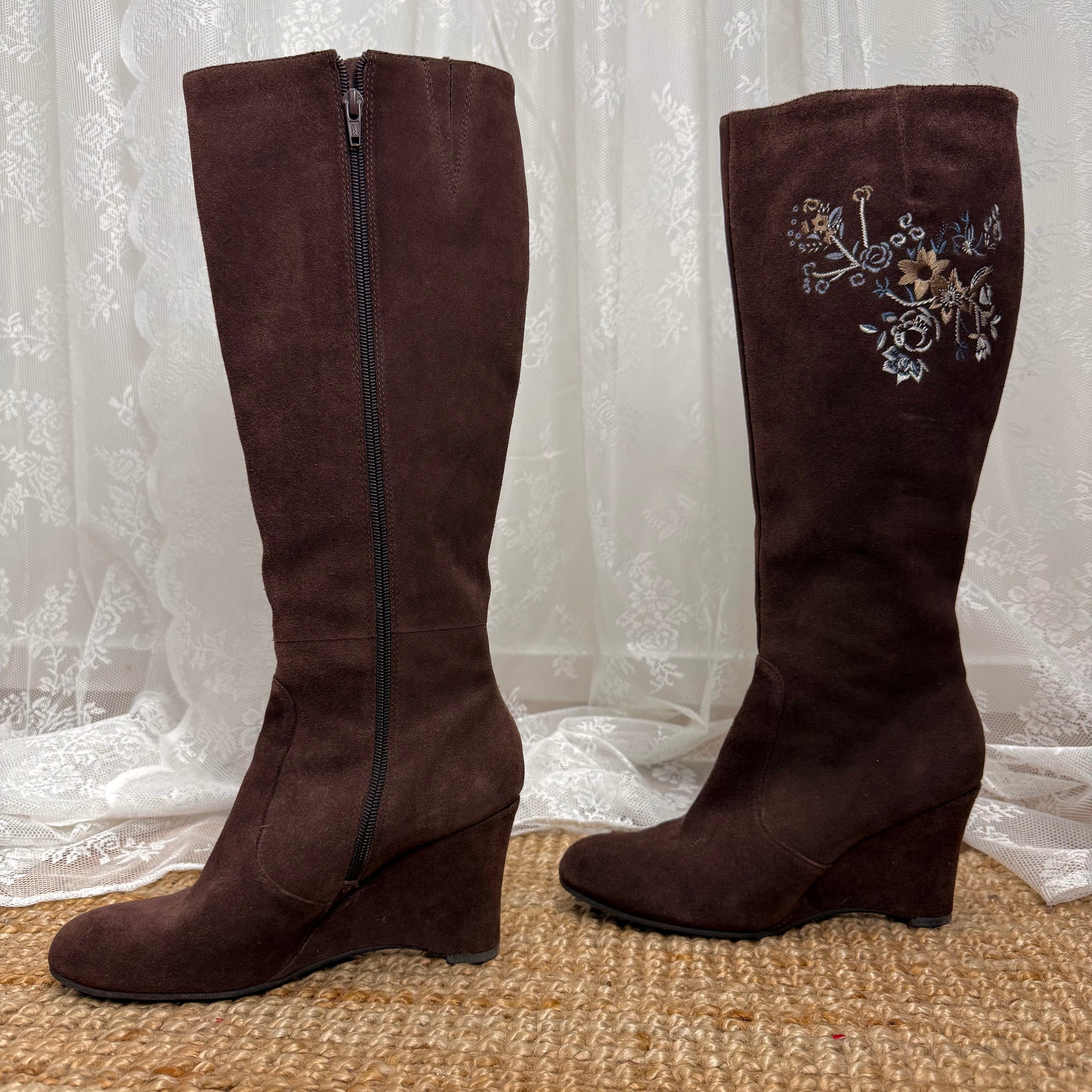 Brown embroided wedge boots