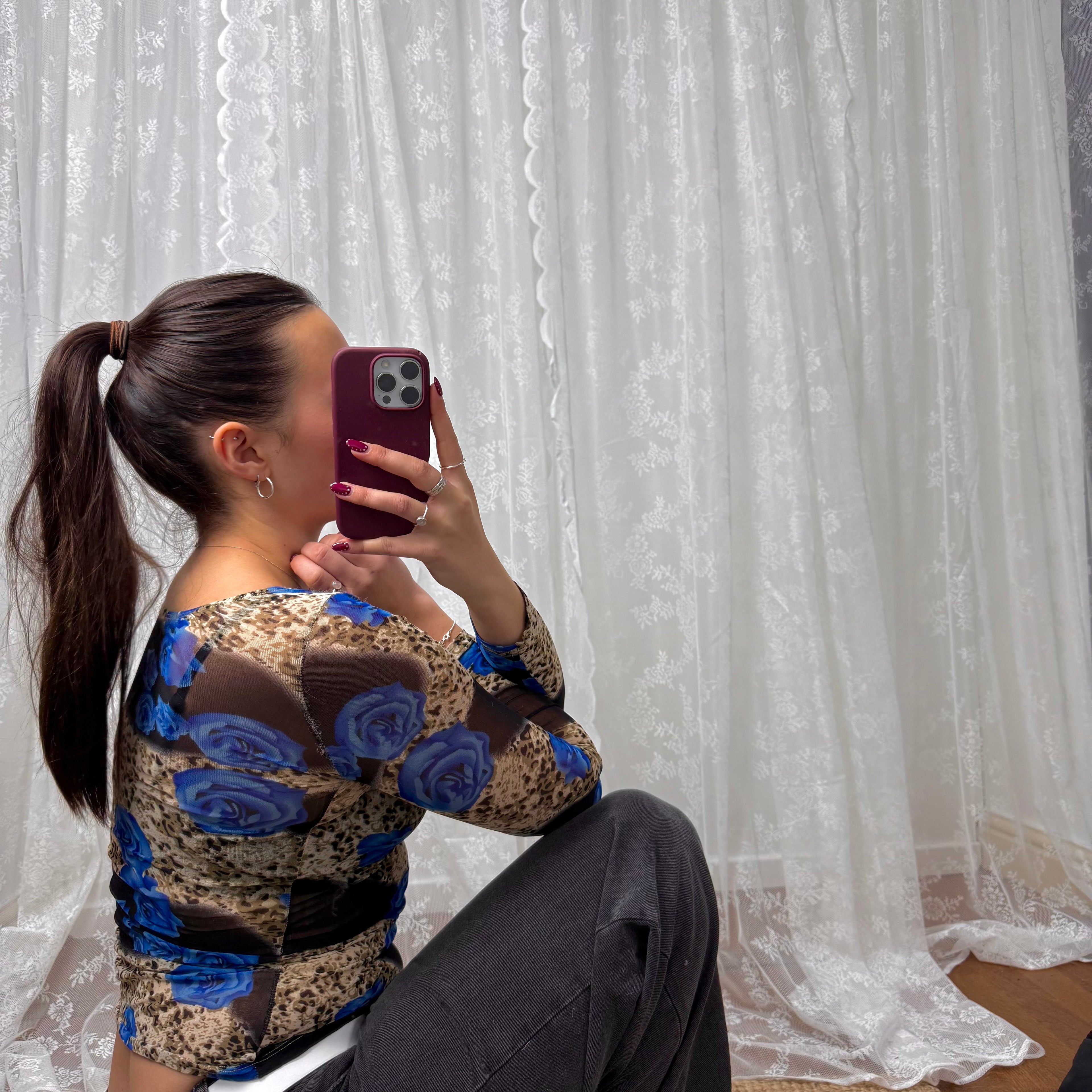 Multicoloured patterned mesh long sleeved top