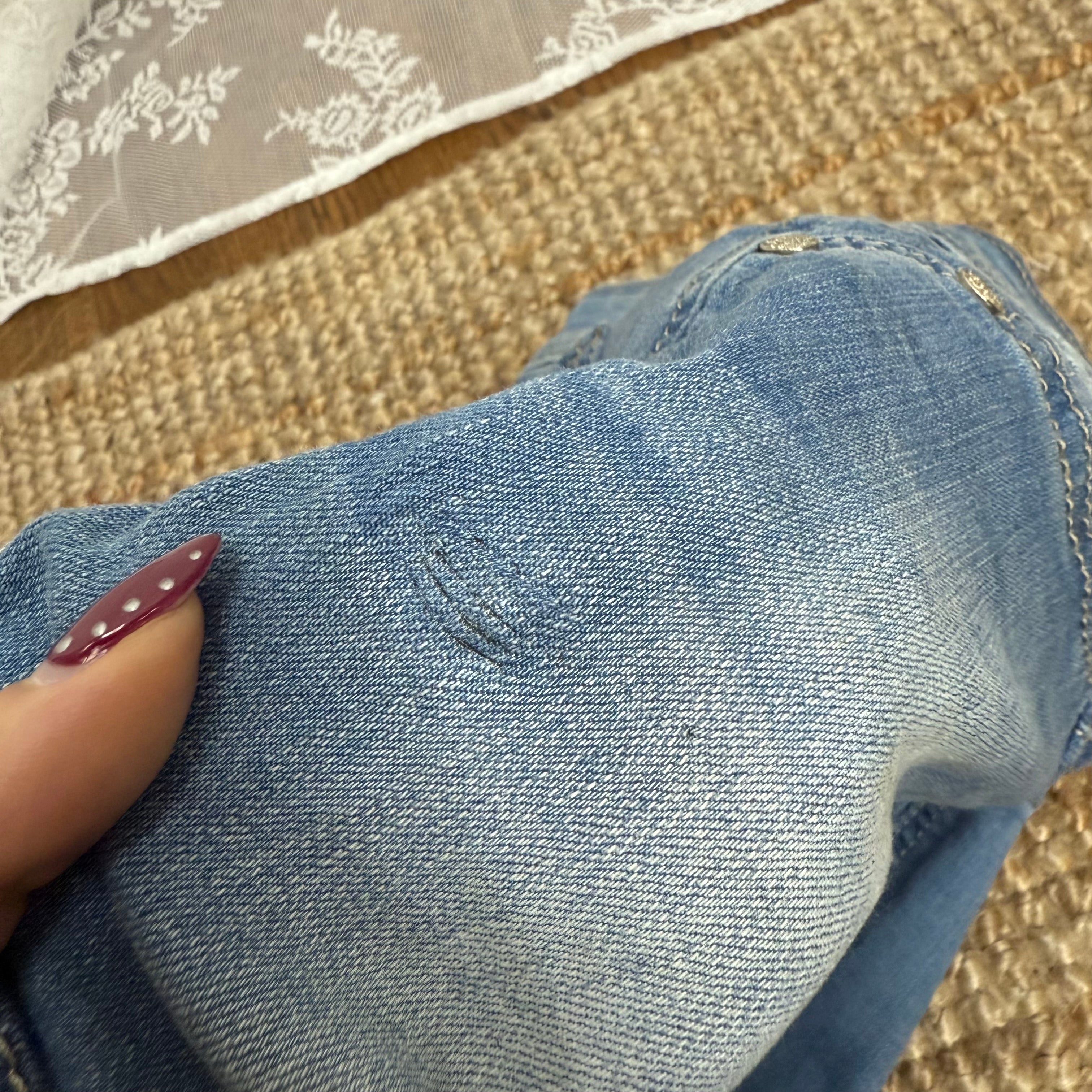 Mid washed denim blue stretchy mini skirt