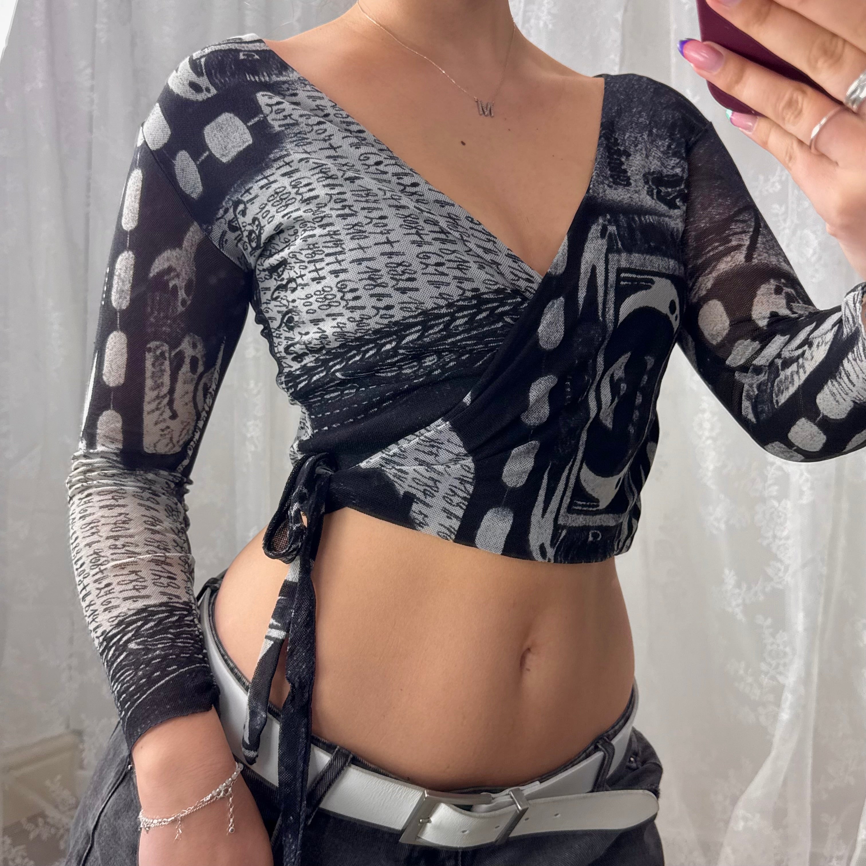 Grey and black graphic wrap around tie top