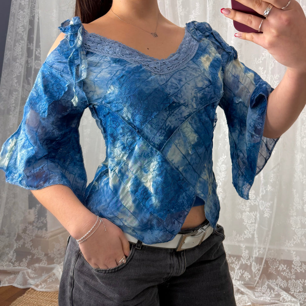 Blue floaty cut out top