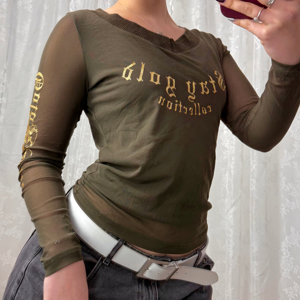 Green v neck long sleeved with gold detailing