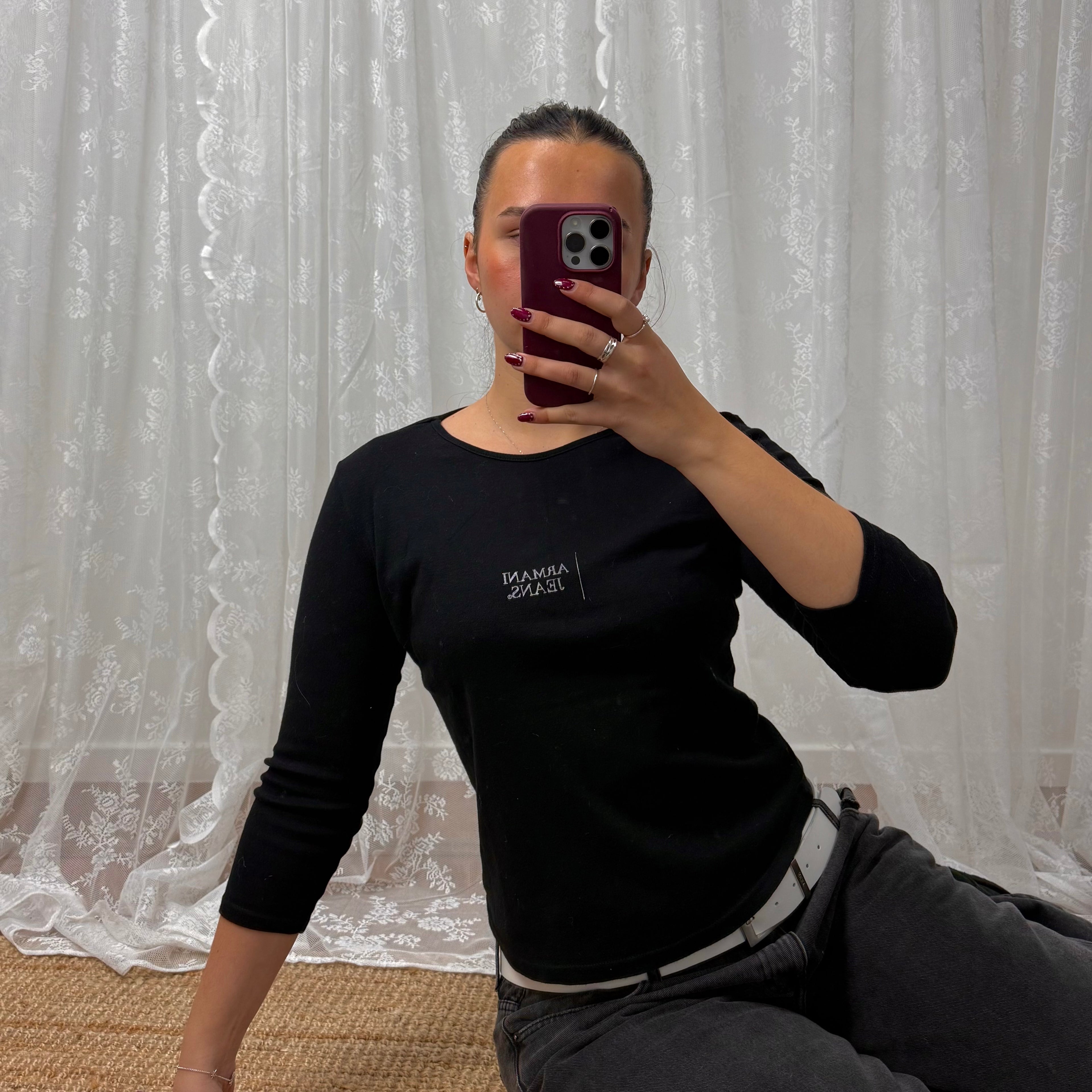 Long black vintage sleeve tshirt